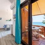בית נופש Casa Turchese, Sea View Beachfront Southsardiniaholidays