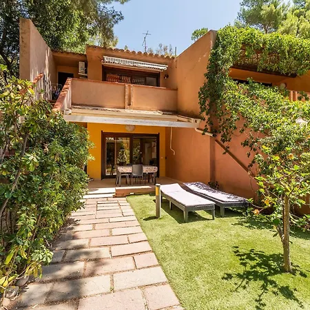 Pinus Village Apartments, 100m To Casa vacanze Santa Margherita di Pula
