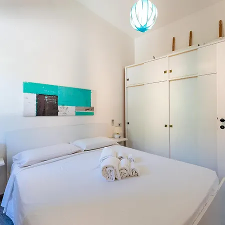 Casa Turchese, Sea View Beachfront Ferienhaus Santa Margherita di Pula