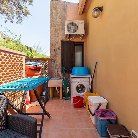 Casa Turchese, Sea View Beachfront Ferienhaus Santa Margherita di Pula